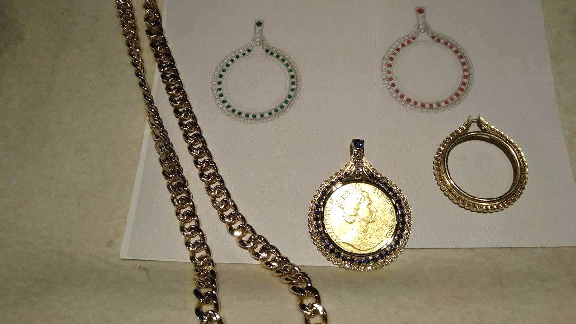 エリザベス女王1/2oz純金コイン ペンダント加工 | 香川丸亀・宝石のマツダ | 宝石の修理・リフォーム・オーダージュエリー専門店